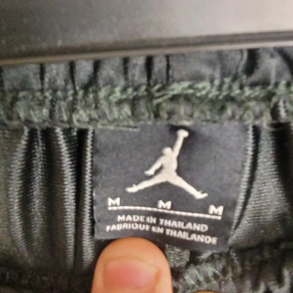 Air Jordan green and black durasheen basketball shorts Size Med Retro Streetwear